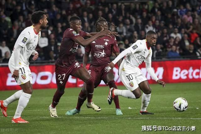 宫鲁鸣回归是又一次的妥协?